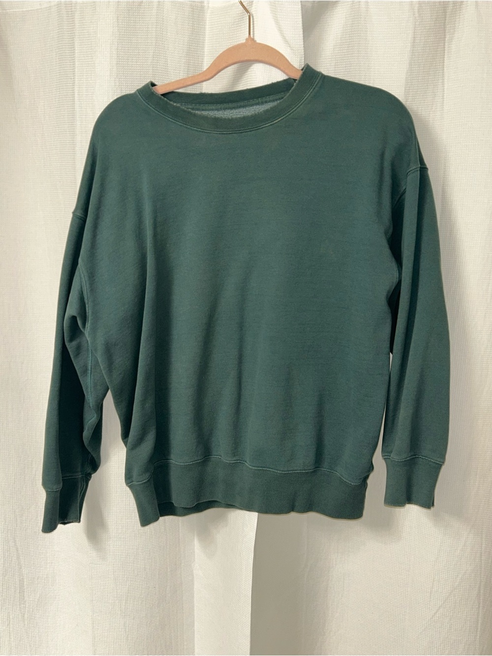 Women’s American Eagle Green soft sweatshirt